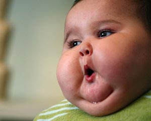 مبارزه با چاقی دوران کودکی از خانه