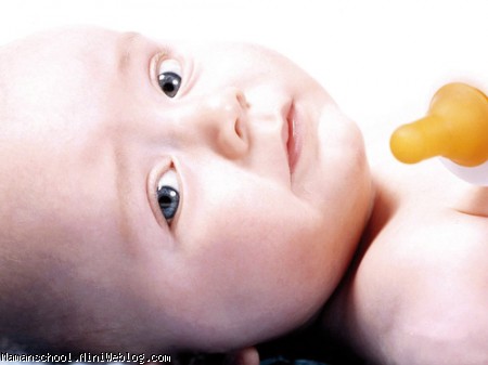 علایم نشانه آمادگی کودک جهت از شیر گرفتن