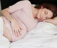  علت و راه حل بي‌خوابي در زمان حاملگي