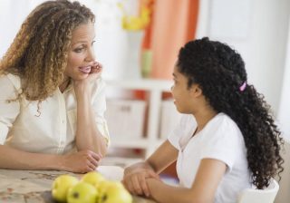  بهبود روابط والد و کودکی (گوش دادن با شنیدن فرق داره؟!) – بخش ششم