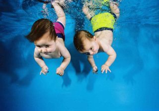  تاثیر شنا بر افزایش هوش کودکان