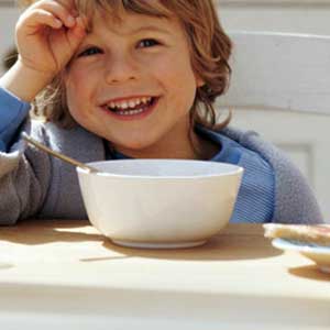 نکات مهم رفتاری در تغذیه کودک