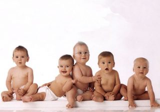 تکامل کودک شما در دو ماهگی