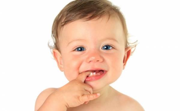 اقدادم های لازم در دندان درآوردن کودکان